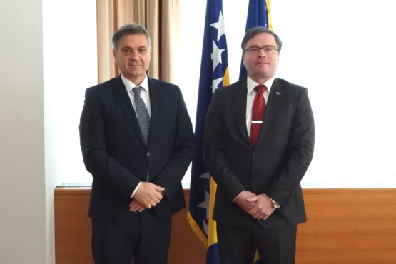 Predsjedavajući Predstavničkog doma Parlamentarne skupštine Bosne i Hercegovine dr. Denis Zvizdić primio u nastupnu posjetu ambasadora Republike Slovenije u BiH 